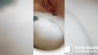 19 y/o Amateur poops in Toilet (4)