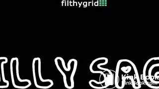 Girl taking a dump - video 5