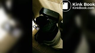 Black girl pooping - video 14