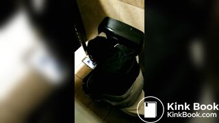 Black girl pooping - video 14