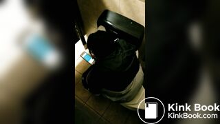 Black girl pooping - video 14