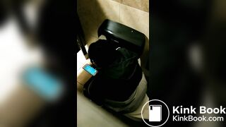 Black girl pooping - video 14