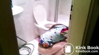 NAUGHTY ISRAELI FEMINIST, ACTIVIST & ARTIST POOPS ON UKRAINAN FLAG! :D