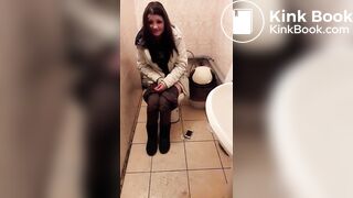 Drunk girl poop in toilet
