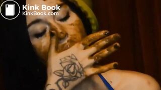 Bol de merde sur la tête