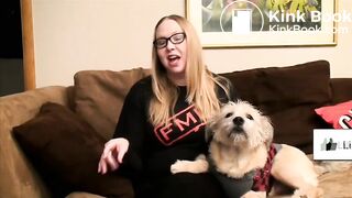 plump woman shi and farting in the toilet