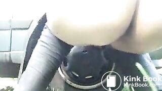 Girl hid behind the car and squat to take a shit
