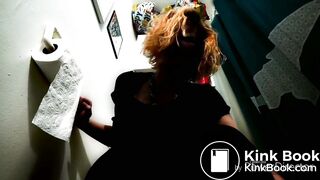 Woman toilet fart and diarrhea