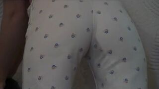 Panty Poop _٩( ᐛ )و