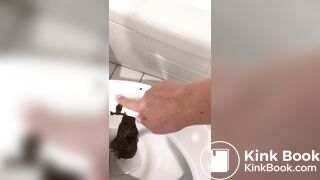 Mobile Phone Poop Quickie.Enthusiast. - video 35