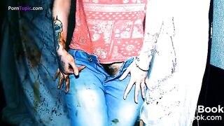 Jeans poop - video 17