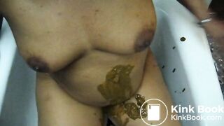 Amateur friend getting shit on