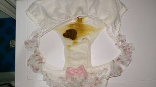 A LOVELY WHITE FLOWER PATTERN PANTY AFTER PLAYING DETAILED VEDIO.