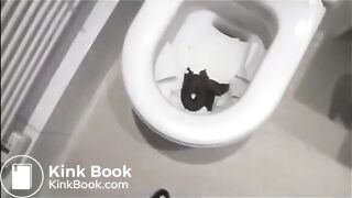 Girl's poop is black