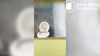 Girl poop thai