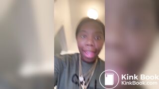 Thick Mamas Takes a Nice Green Shit