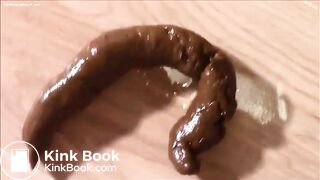 Brunette shits a nice turd.
