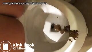 Girl fast poop