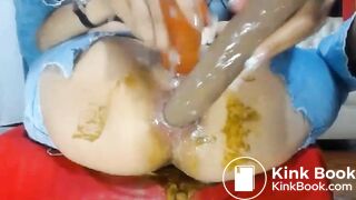 Webcam fisting and scat