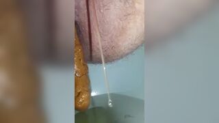 Wife peeing and shitting