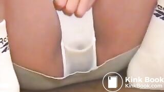Japanese Girl Poops In Her Panties