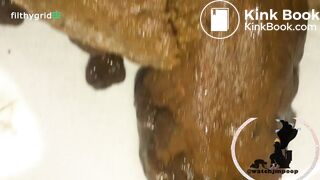 super black girl take a shit