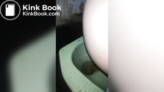 Si Cantik Mencret Pagi Pagi