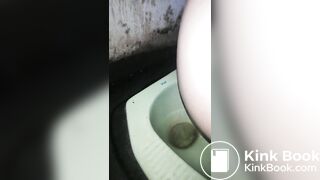 Si Cantik Mencret Pagi Pagi