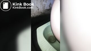 Si Cantik Mencret Pagi Pagi