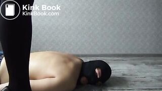 mistress shit on the face