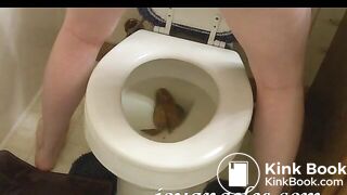 Sexy pooping - video 261