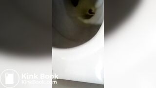 pooping-23