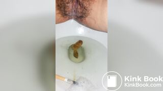 korean sexy girl pooping
