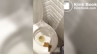 female with a gorgeous ass poos and pees