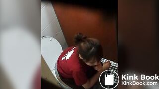 short caught hair peeing after waitress pooping with smoking