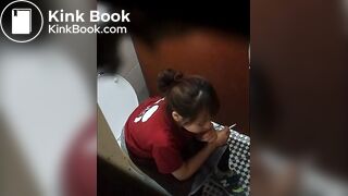 short caught hair peeing after waitress pooping with smoking