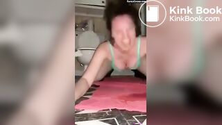 [M] TEEN EATS SHIT OFF FLOOR