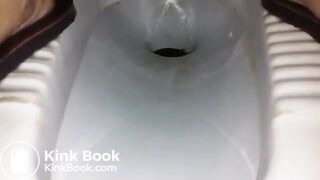 Potty shit goddess