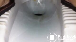Potty shit goddess
