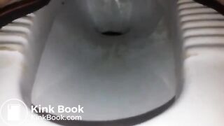 Potty shit goddess