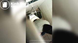 Spying a girl who Has Diarr