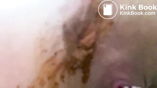 the Queen of Turds again