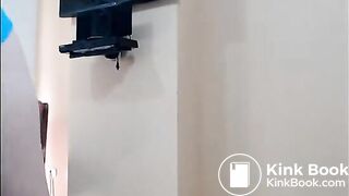 Hot Teen Webcam Pooper