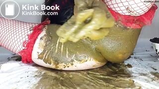 Scat girl - video 52