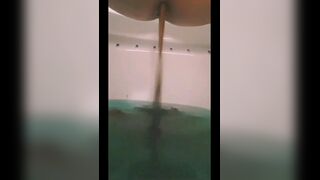 korean girl toilet poop - video 4