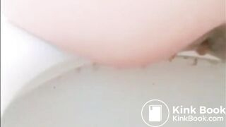 korean girl toilet shit