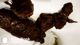 Girl pooping and wiping