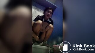 Kalaland student girl quick pooping in 1 minute 55 seconds