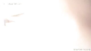 Chinese girls go to toilet 121