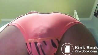 Quick pink panty poop